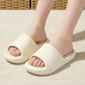 Slides & Sandals
